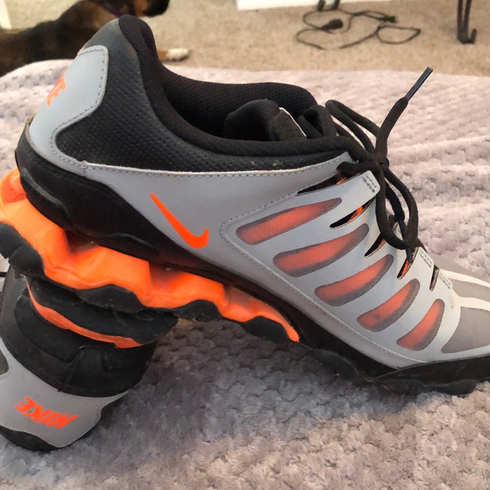 Nike men’s size 9.5